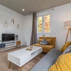 Moderno En Centro De Appartement